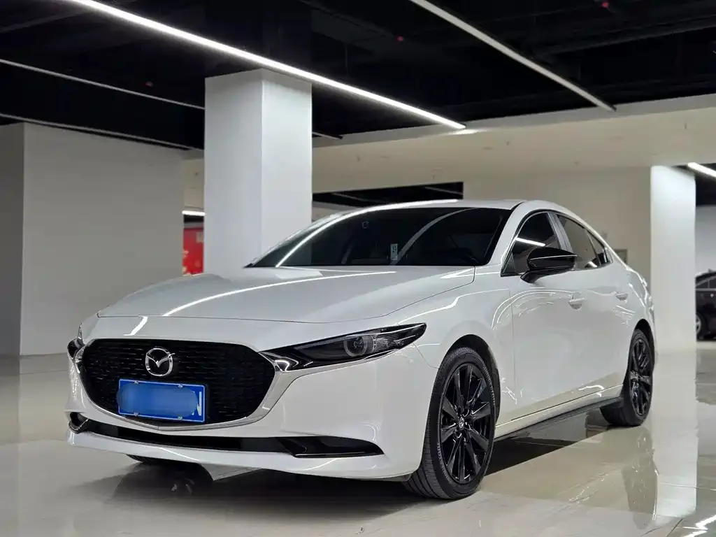 Mazda 3 Axela 2023