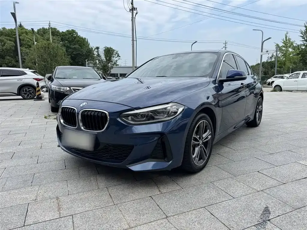 BMW 1 Series 2021