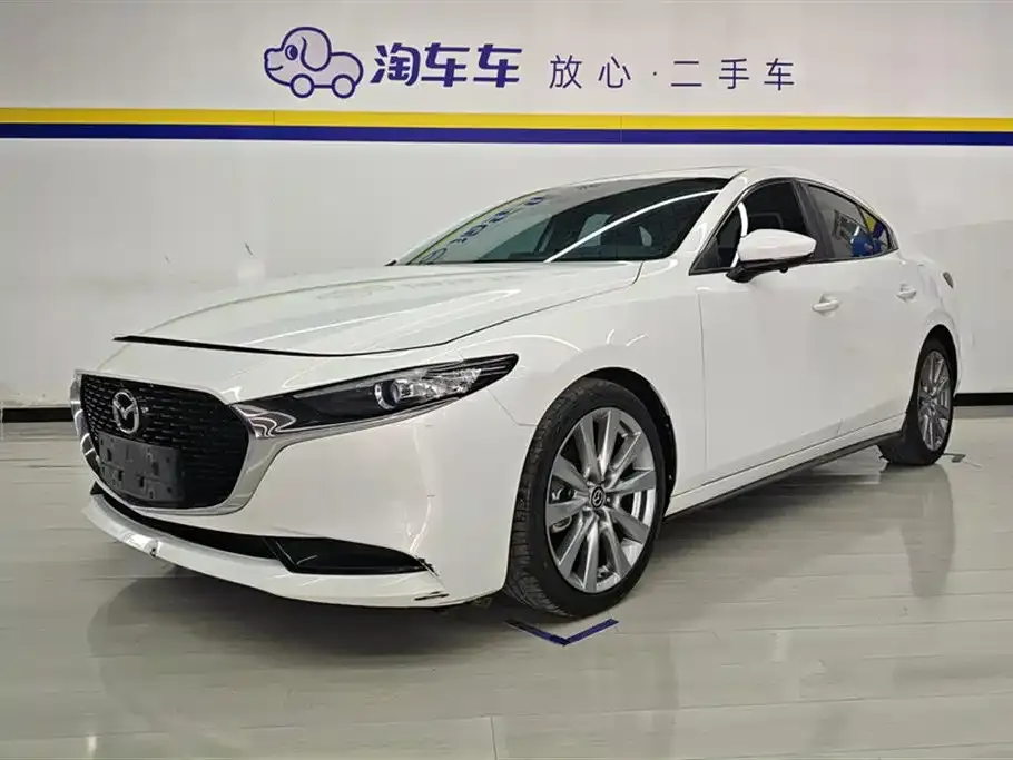 Mazda 3 Axela 2022