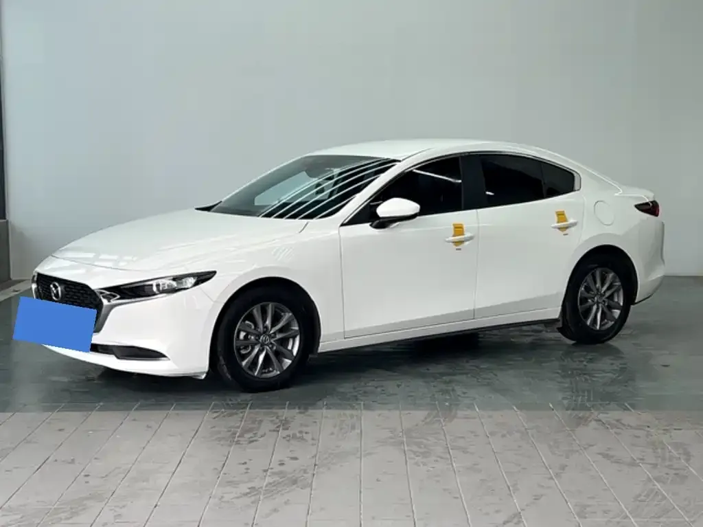 Mazda 3 Axela 2022