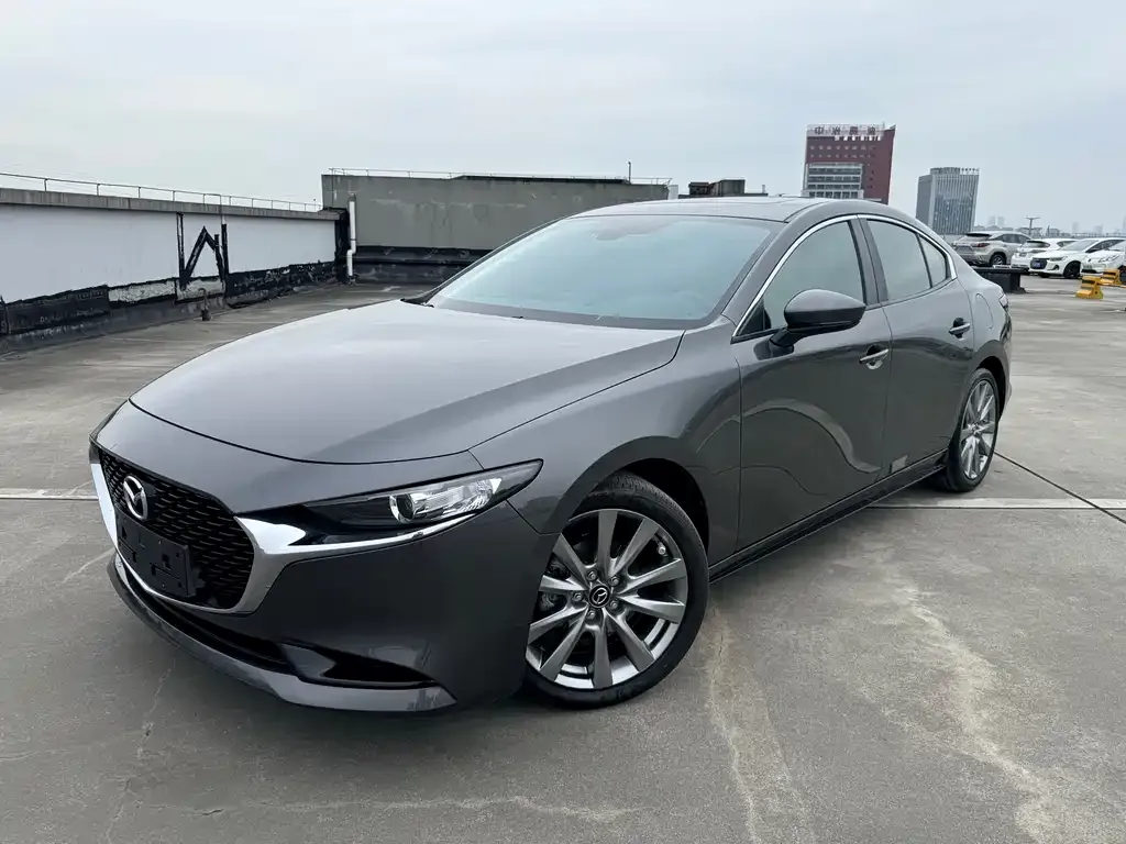 Mazda 3 Axela 2022