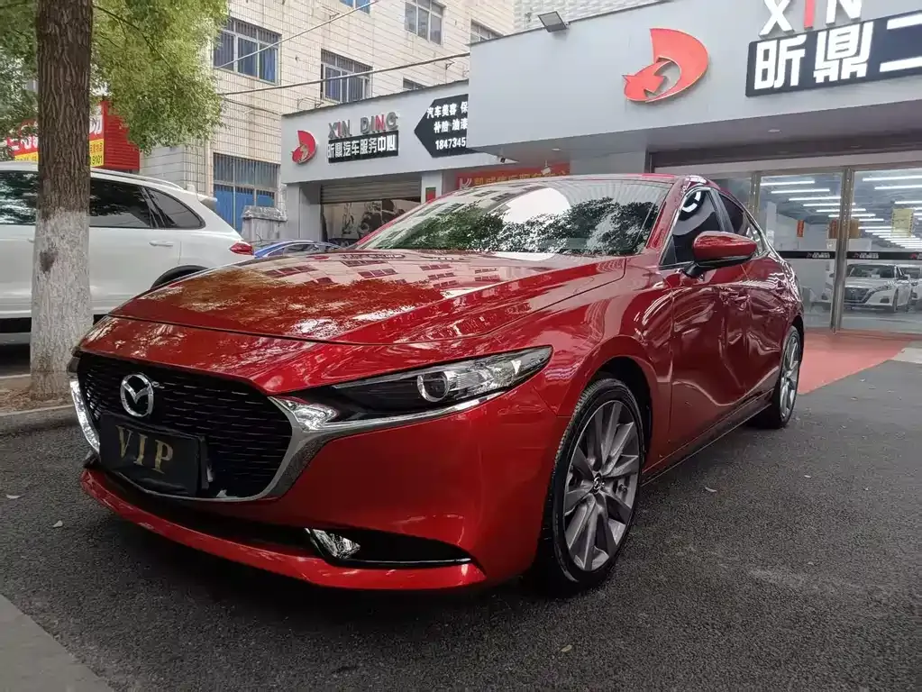 Mazda 3 Axela 2024