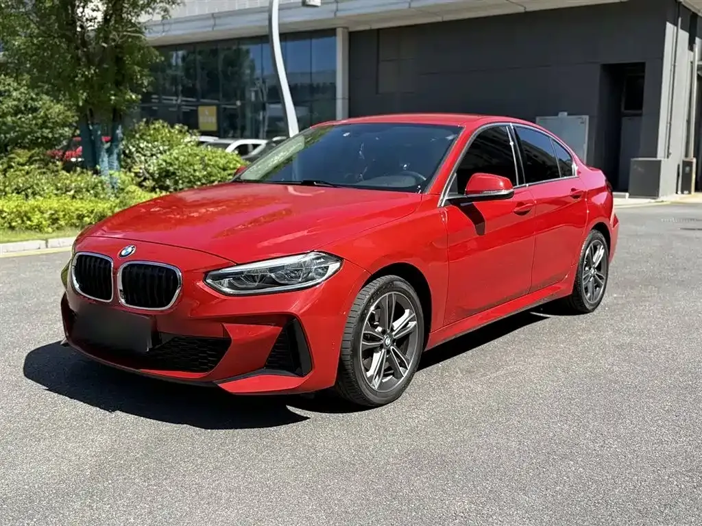 BMW 1 Series 2021