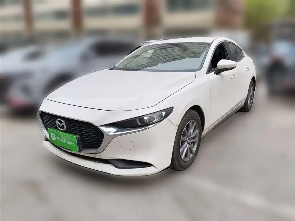 Mazda 3 Axela 2024