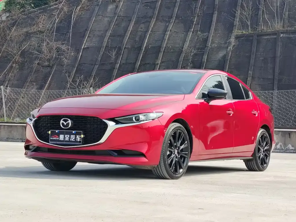 Mazda 3 Axela 2024