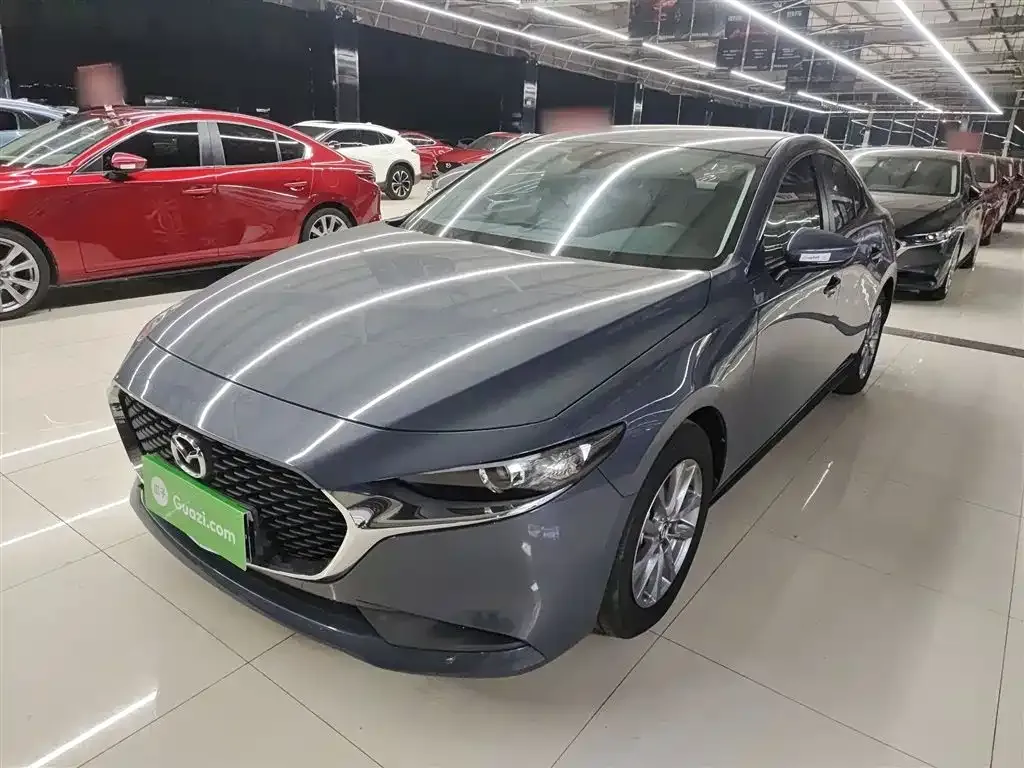 Mazda 3 Axela 2024