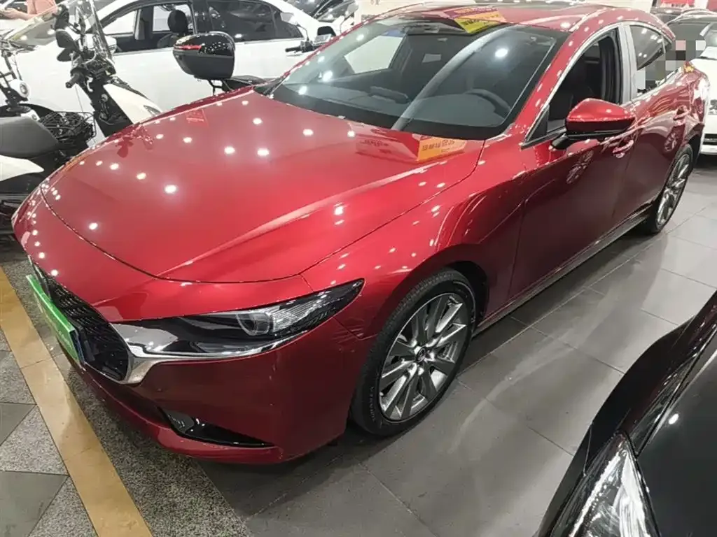 Mazda 3 Axela 2024
