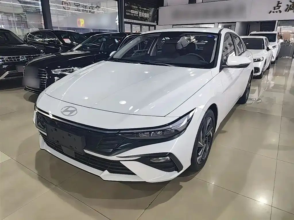 Hyundai Elantra 2026