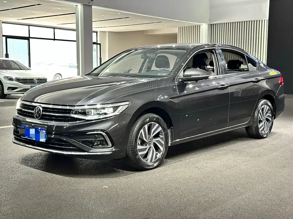 Volkswagen Bora 2023