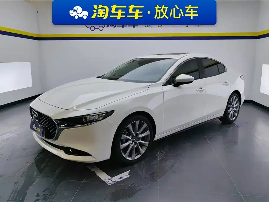 Mazda 3 Axela 2024