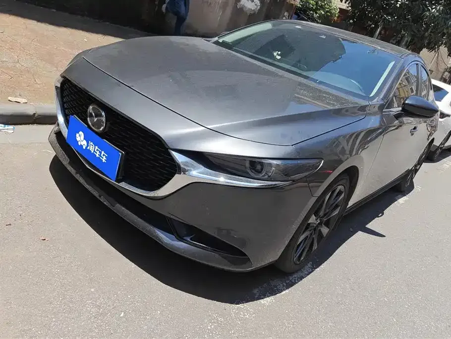 Mazda 3 Axela 2024