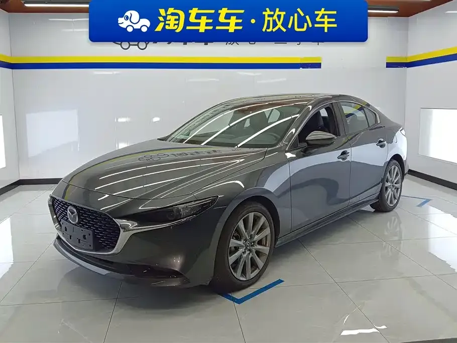 Mazda 3 Axela 2024