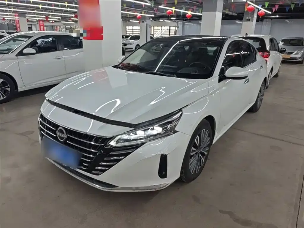 Nissan Teana 2024