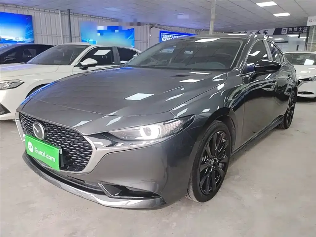 Mazda 3 Axela 2024