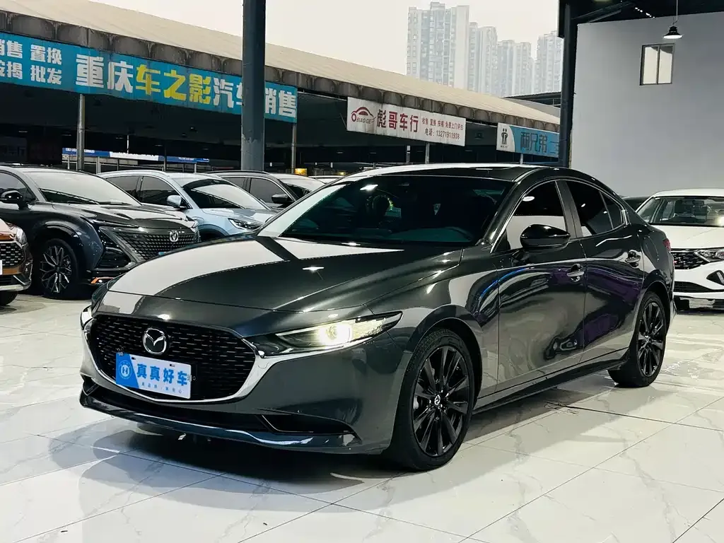 Mazda 3 Axela 2024