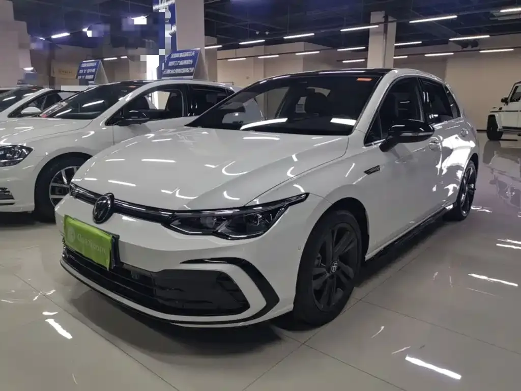 Volkswagen Golf 2024