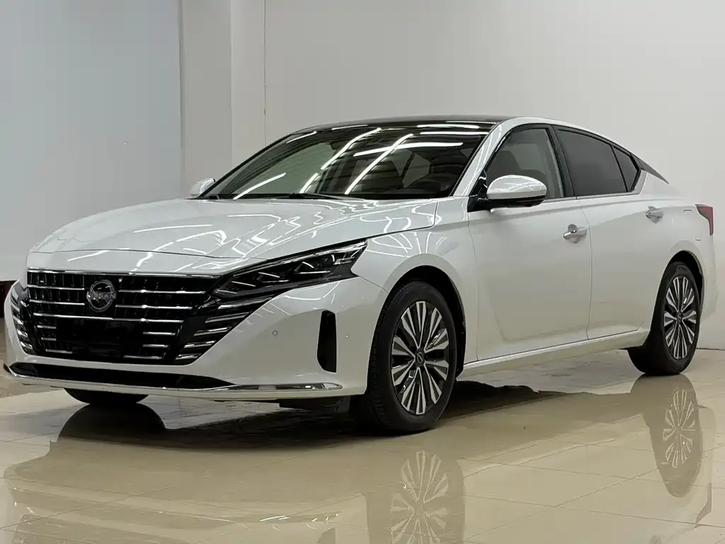 Nissan Teana 2024