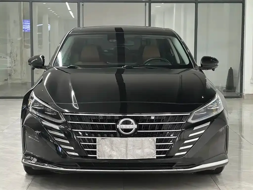 Nissan Teana 2024