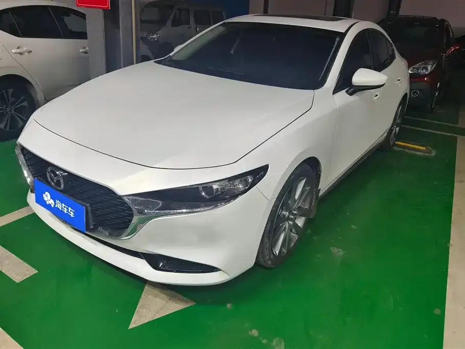 Mazda 3 Axela 2025