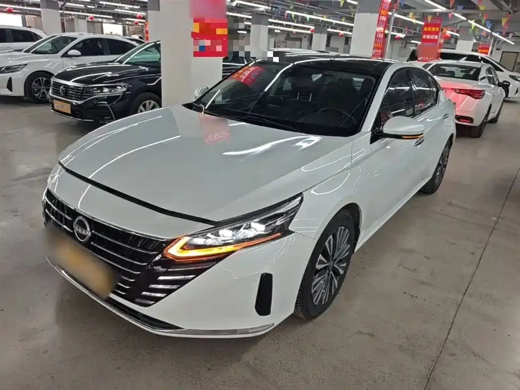 Nissan Teana 2024