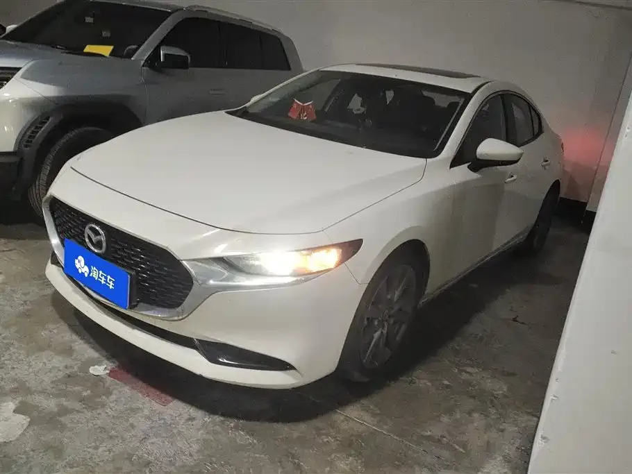 Mazda 3 Axela 2025