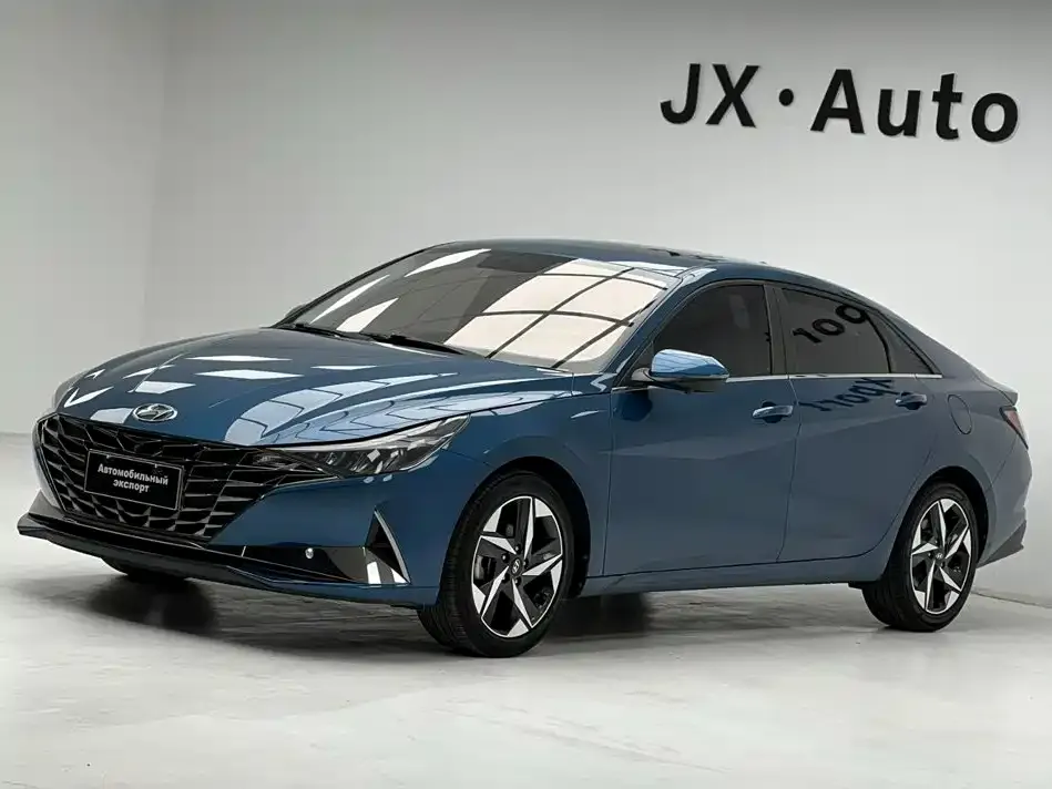 Hyundai Elantra 2022