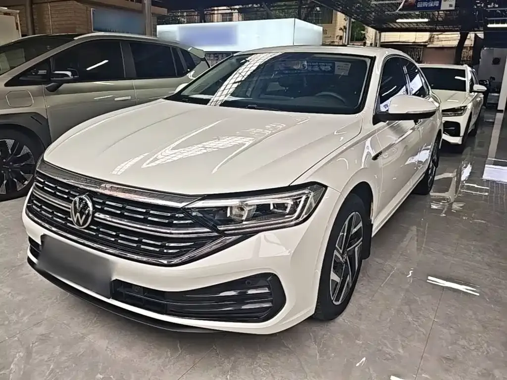 Volkswagen Sagitar 2023