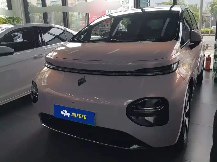 Baojun Yunduo 2024