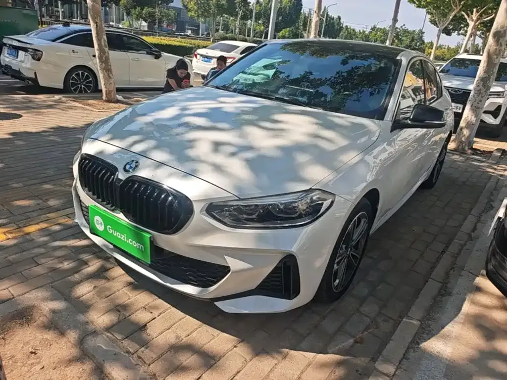 BMW 1 Series 2022
