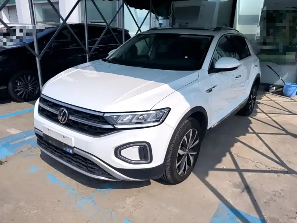 Volkswagen T-Roc 2024