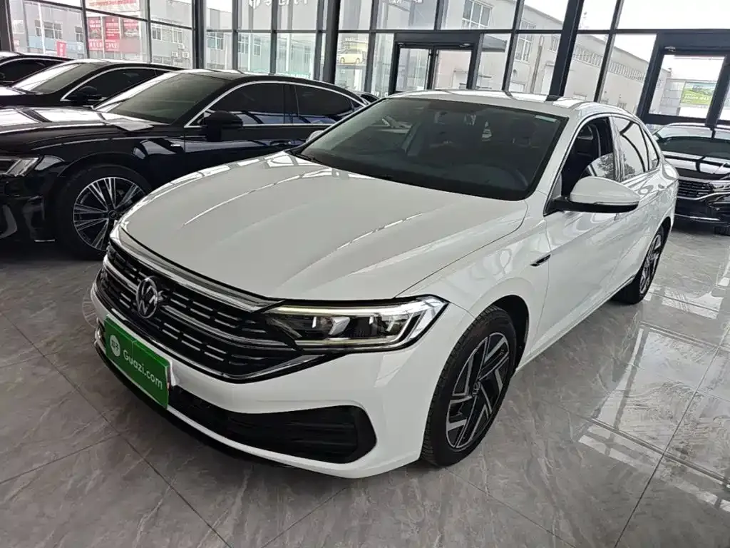 Volkswagen Sagitar 2023