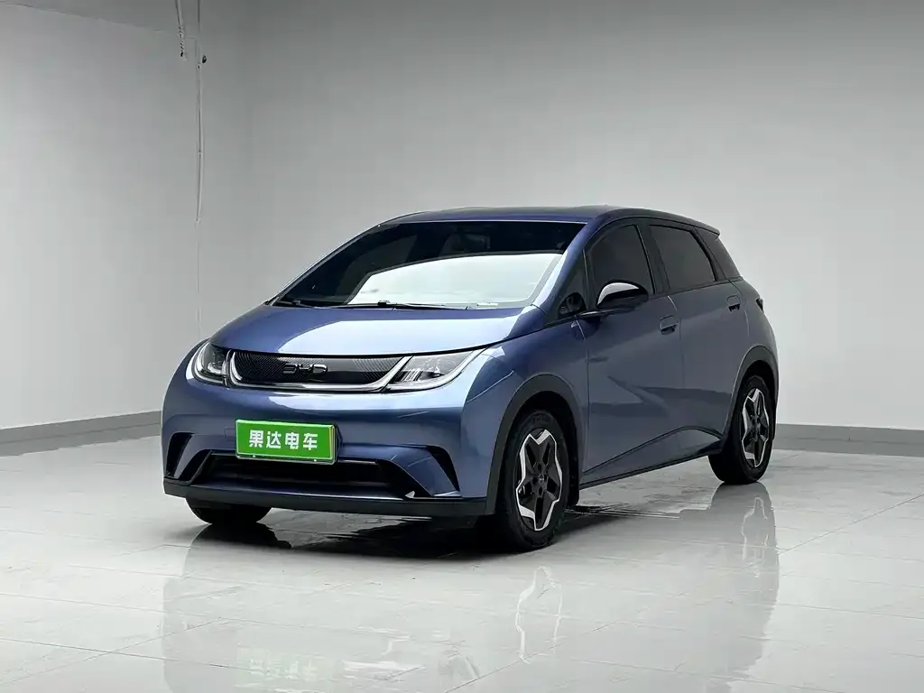 BYD Dolphin 2025