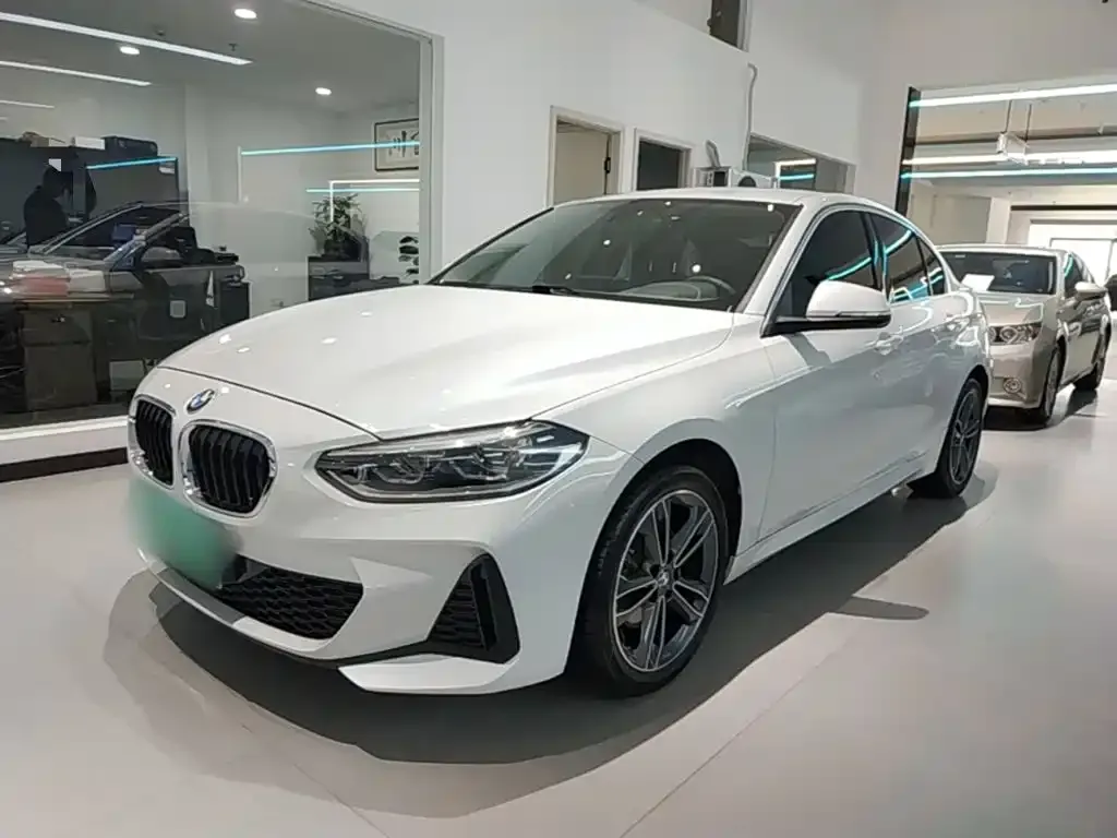 BMW 1 Series 2022