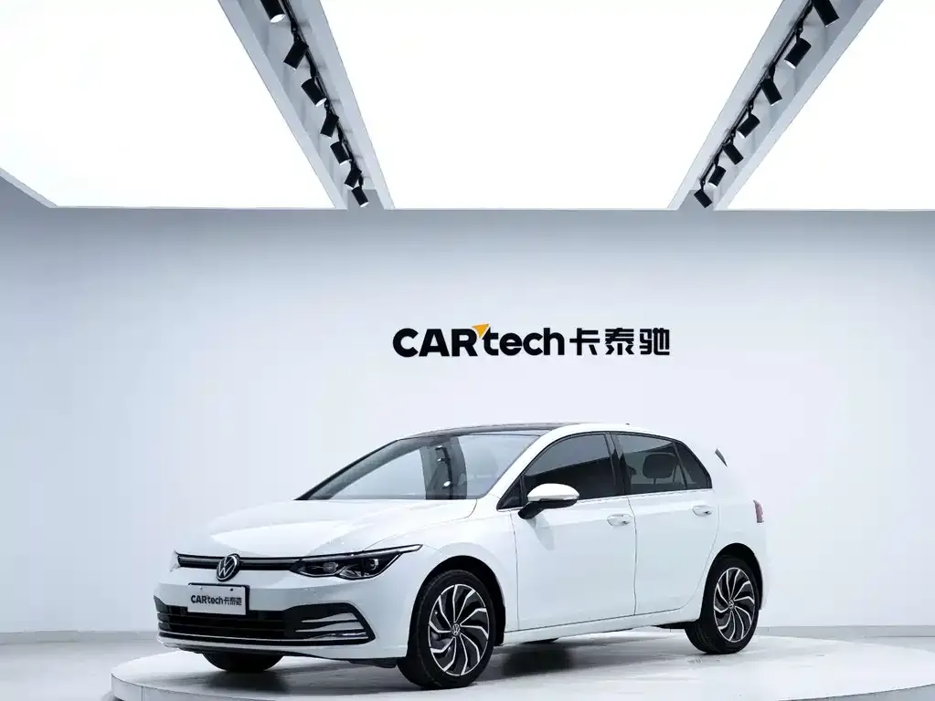 Volkswagen Golf 2023