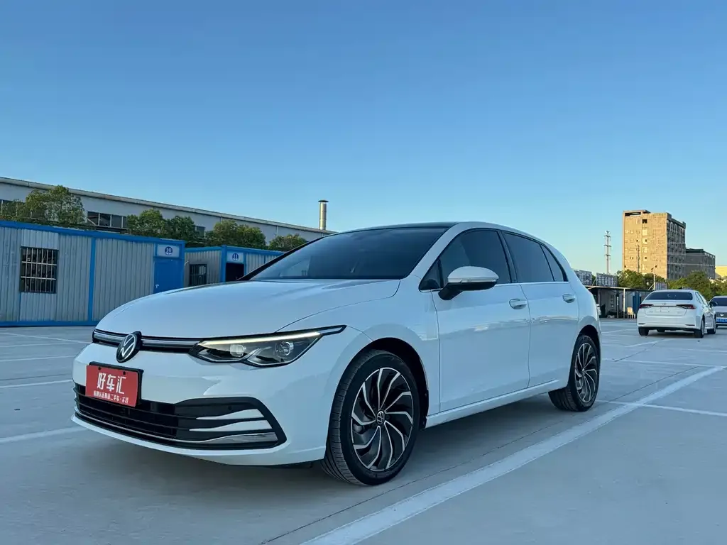 Volkswagen Golf 2022