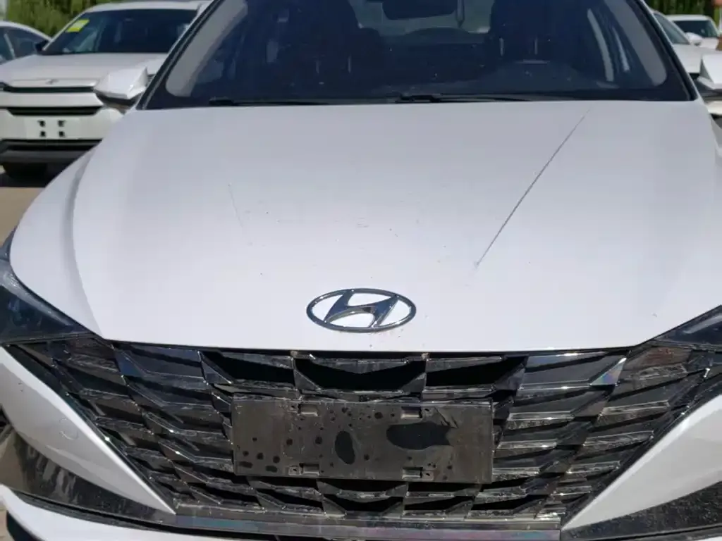 Hyundai Elantra 2023
