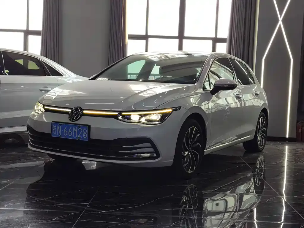 Volkswagen Golf 2022