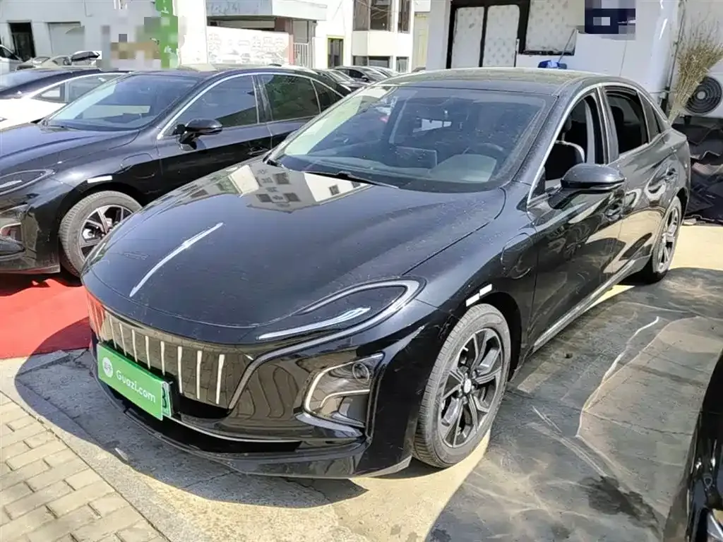 Hongqi E-QM5 2023