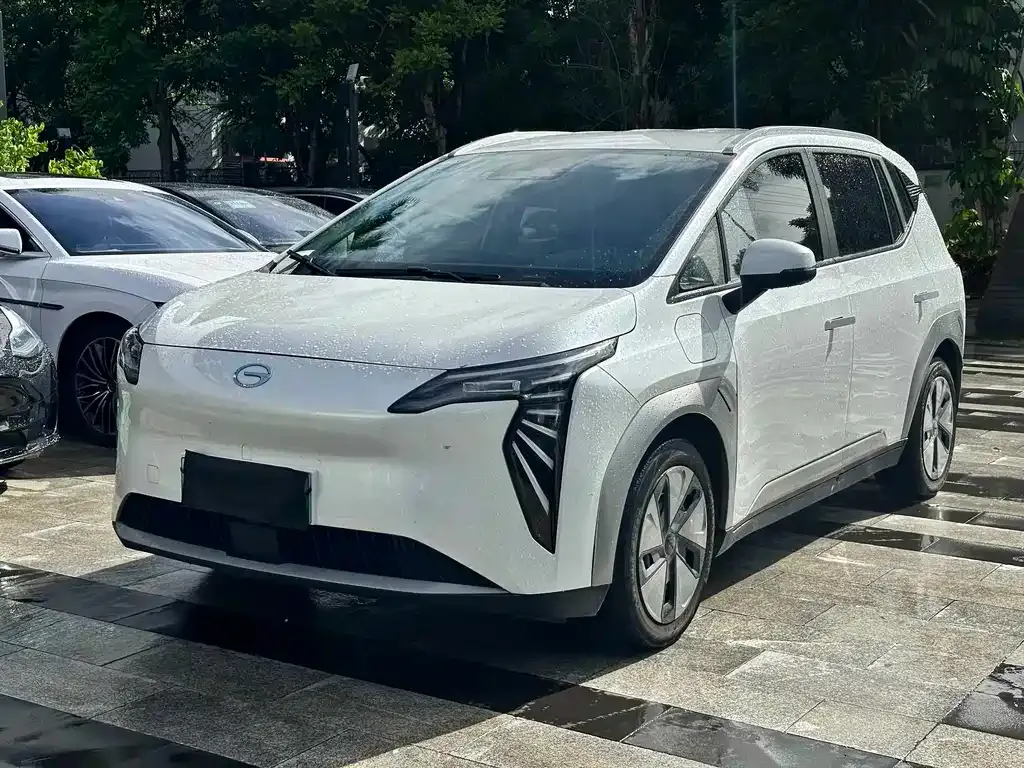 Aion Y 2024