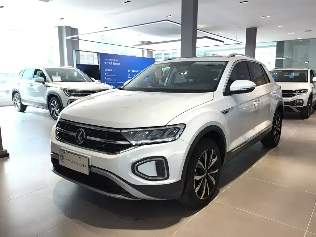 Volkswagen T-Roc 2024