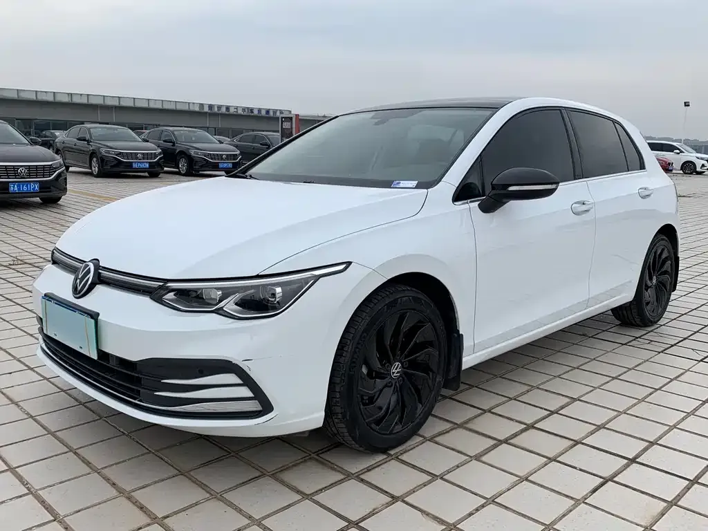 Volkswagen Golf 2022