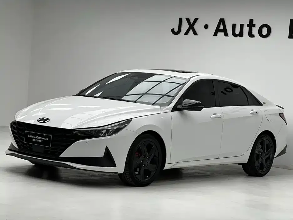 Hyundai Elantra 2023