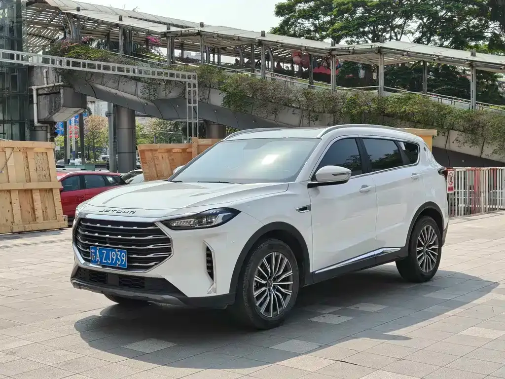 Jetour X70 PLUS 2023