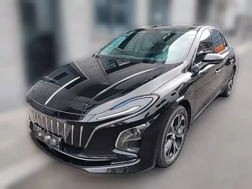 Hongqi E-QM5 2024