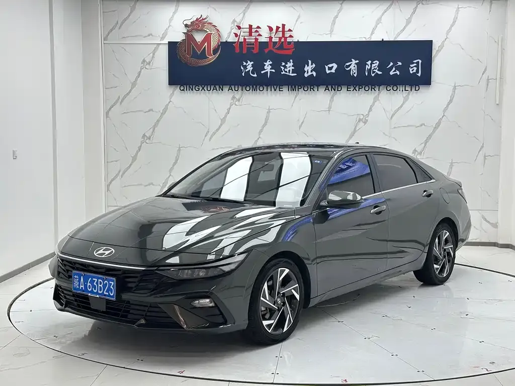Hyundai Elantra 2023