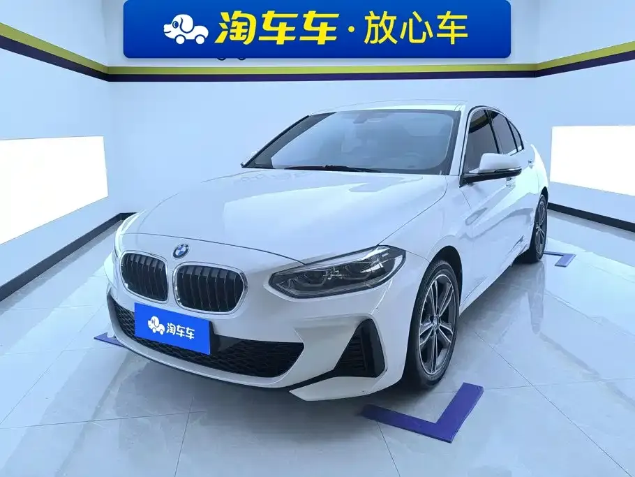 BMW 1 Series 2022