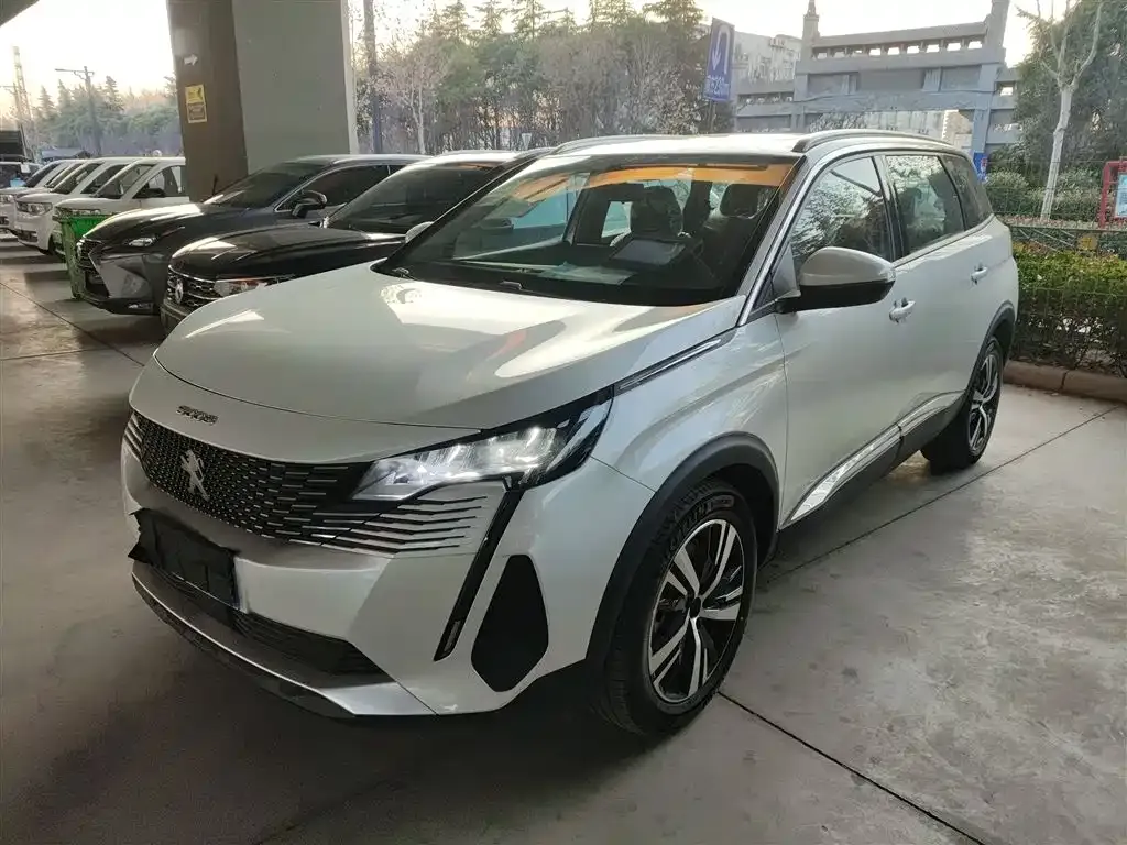 Peugeot 5008 2023