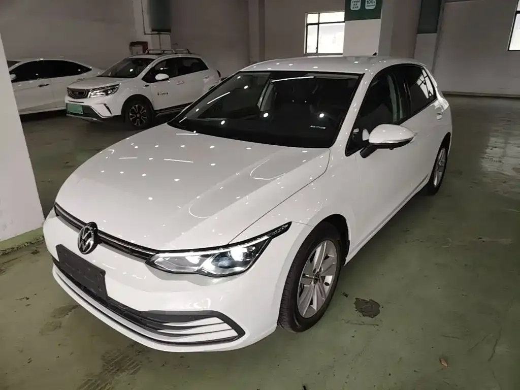 Volkswagen Golf 2021