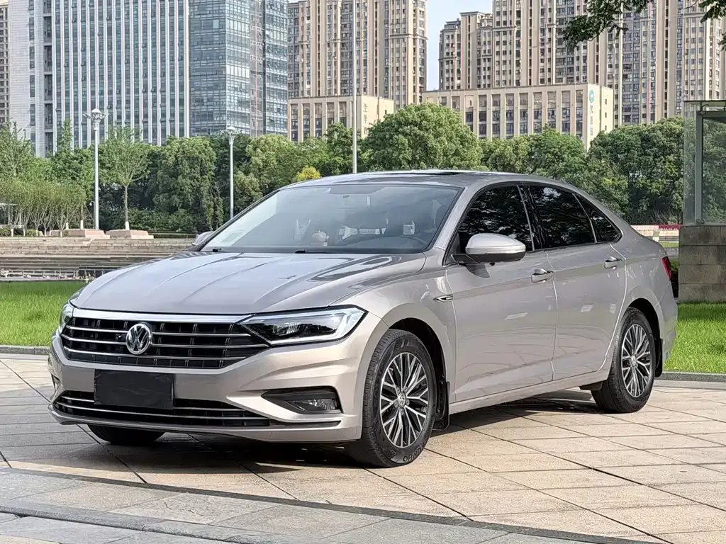 Volkswagen Sagitar 2021