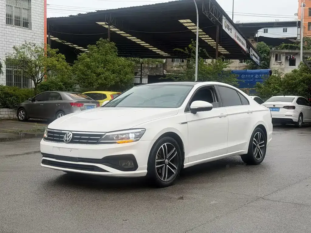 Volkswagen Lamando 2021